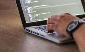 TradeVille: 2B Intelligent Software - afectată de contextul macroeconomic